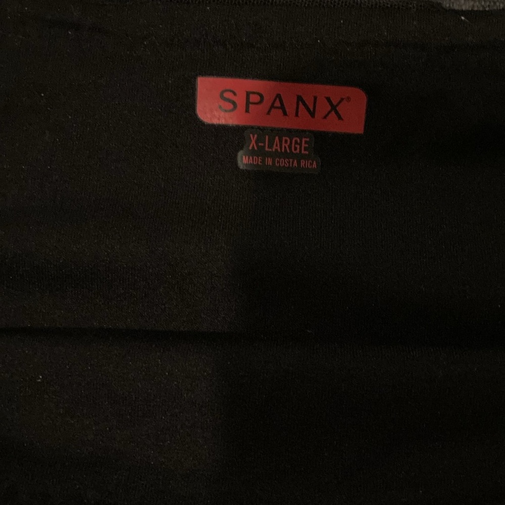 Spanx Black High Waisted Shapewear Leggings w/ Detailed Stitching - Picture 3 of 3